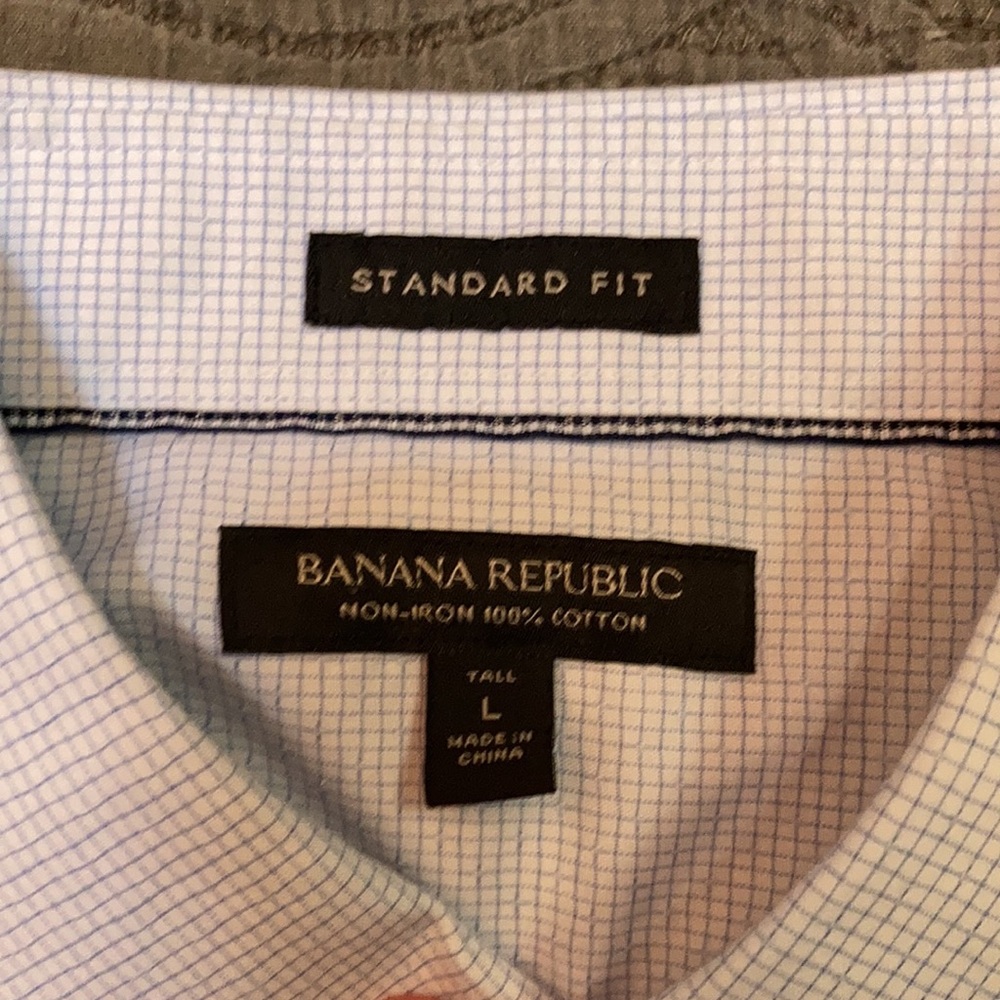 Blue/white pattern button down - Picture 3 of 3